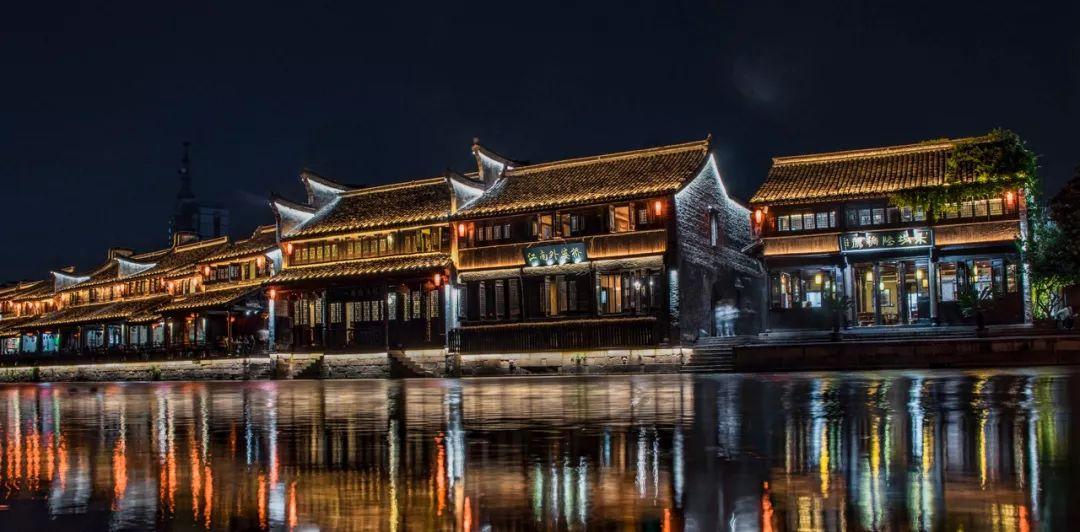 逃离遗弃的建筑4